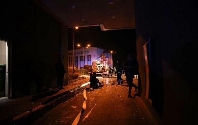 Kyiv hit hard: Power outages and high-rise burning in Pechersk