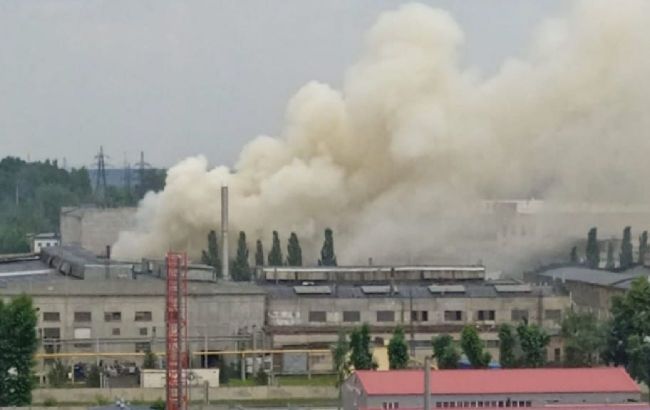 Fire breaks out near military factory producing artillery in Russia's Yekaterinburg