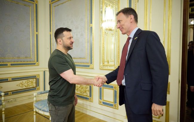 Zelenskyy discusses Russia sanctions with UK Chancellor of Exchequer