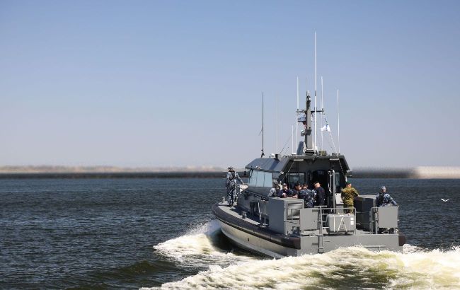 Ukrainian Navy adopts two Estonian motorboats into its arsenal