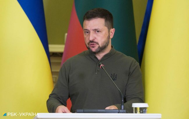 Zelenskyy explains consequences of Western partners' delays in allowing long-range strikes against Russia