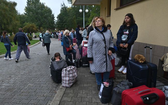 Ukraine's population falls to 28.5 million, demographer warns