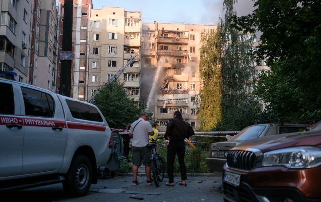 What damaged high-rise in Kyiv looks like after Russian strike: Footage