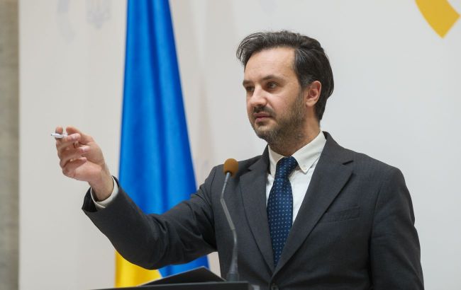 'Their role is to bark from Moscow': Ukrainian MFA hits back at Zakharova's insults against Zelenskyy