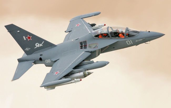 Yak-130 combat training aircraft crashes in Russia