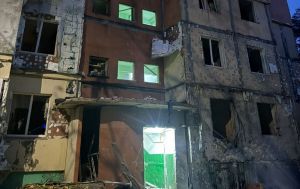 Russia strikes west of Ukraine: Casualties reported, cities left without power and water