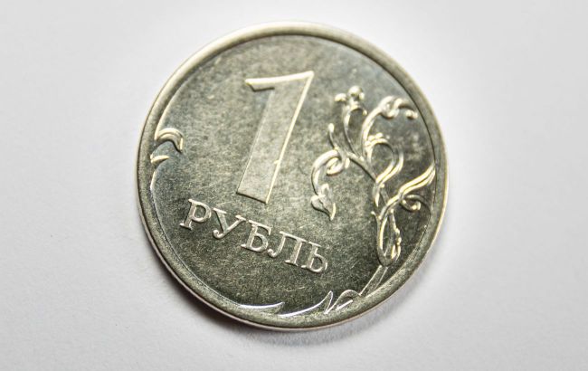 Russia to pay Ukrainians in occupied territories with digital ruble starting October