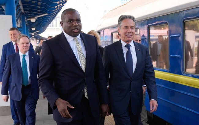 Blinken and UK Foreign Secretary arrive in Ukraine: First details of joint visit