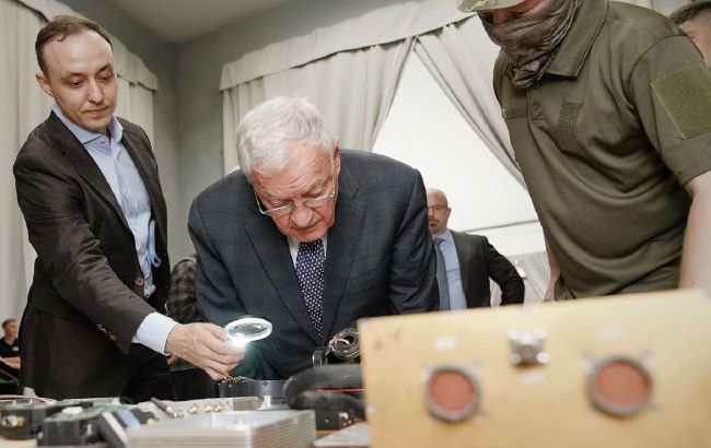 Ukrainian intel showed Kellogg Western microcircuits in Russian equipment