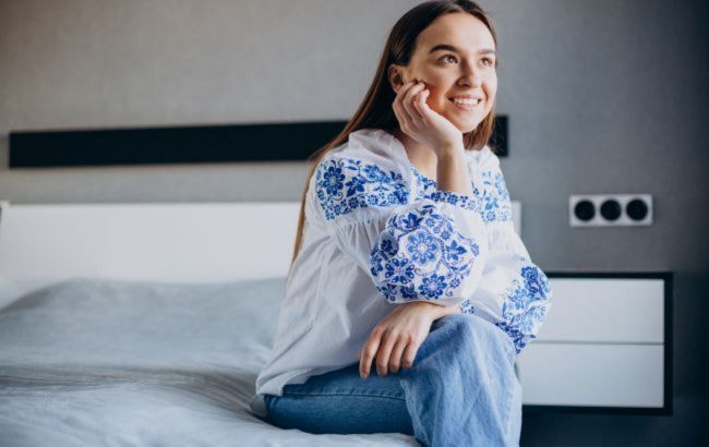 Opillia vyshyvanka and Zara jeans - How to wear embroidered shirts in everyday life