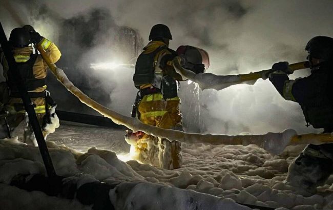 Russia massively strikes Ukraine's Kyiv region: Villages left without gas, fire at factory
