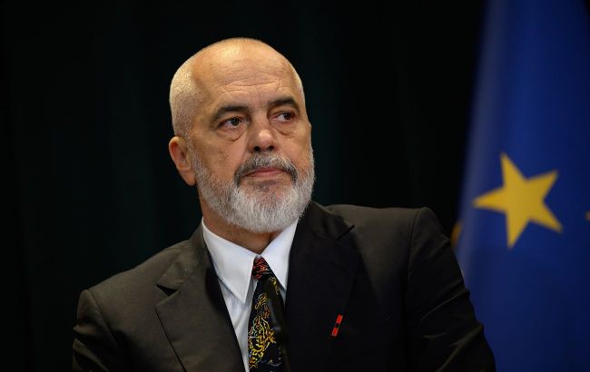 Albanian prime minister jokes about Trump in front of Macron and Aliyev