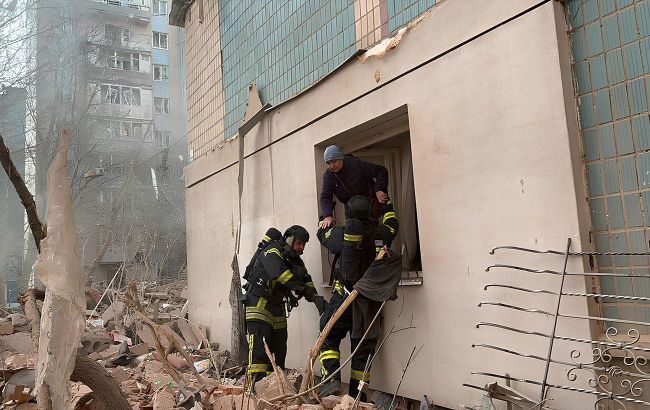 Ternopil high-rise destroyed, Lviv and Burshtyn struck: What we know about Russia's overnight attack