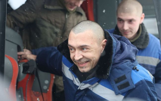 Ukraine and Russia carry out first prisoner swap in four months