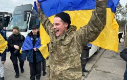 Ukraine brings home 300 more defenders from Russian captivity