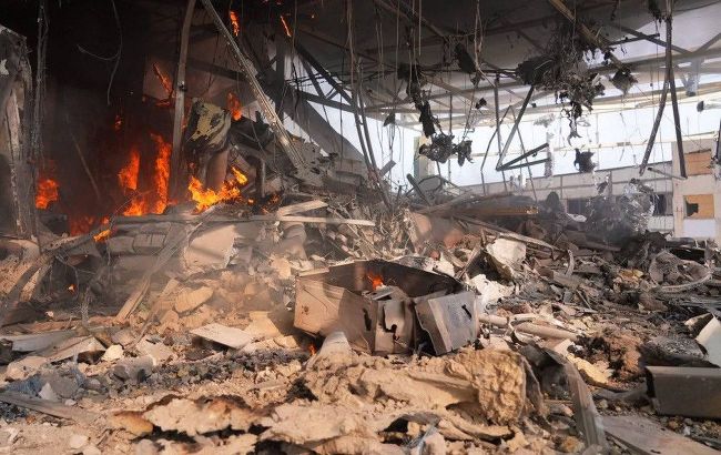 Russia strikes Zaporizhzhia with guided aerial bombs: Fires broke out, one person killed