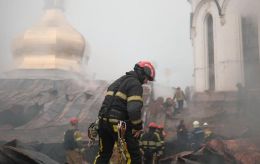 Russia strikes Kyiv Pechersk Lavra, film studio and residential buildings: Aftermath revealed