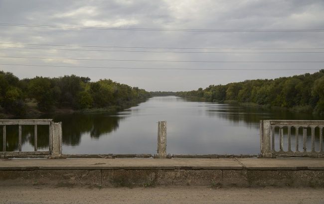 Ukraine destroys railway bridge in Crimea: Why it matters