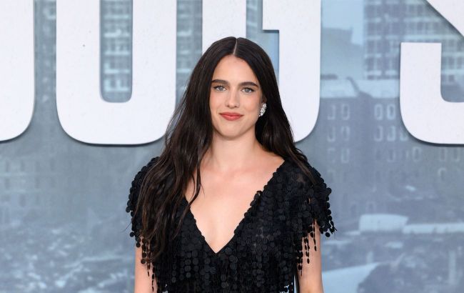 Margaret Qualley steps out in Chanel&rsquo;s controversial barefoot sandals at The Dog Stars premiere