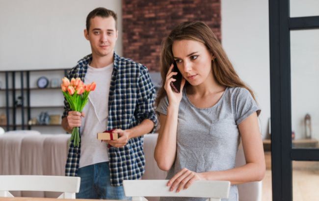 Can't let go of past? These zodiac signs crave attention from exes
