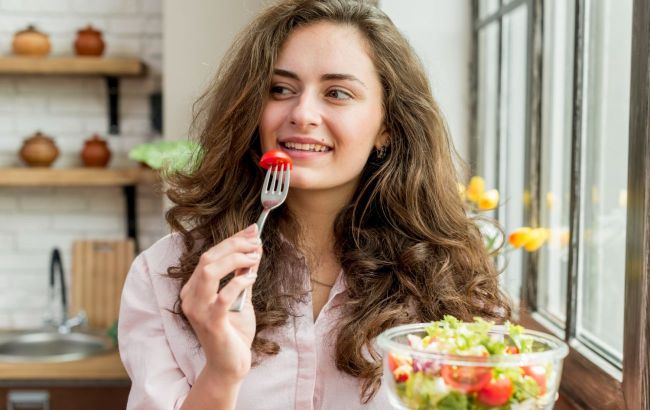 7 simple foods that can make people happy