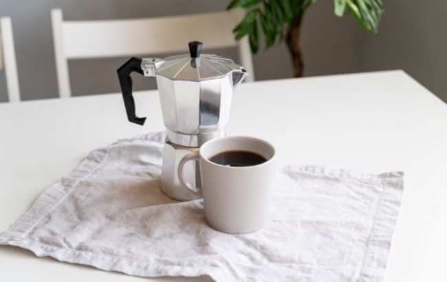 Can coffee dehydrate you? Here's what science says