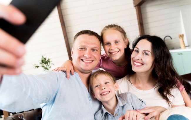 Stop saying these phrases if you don't want to lose your child's trust