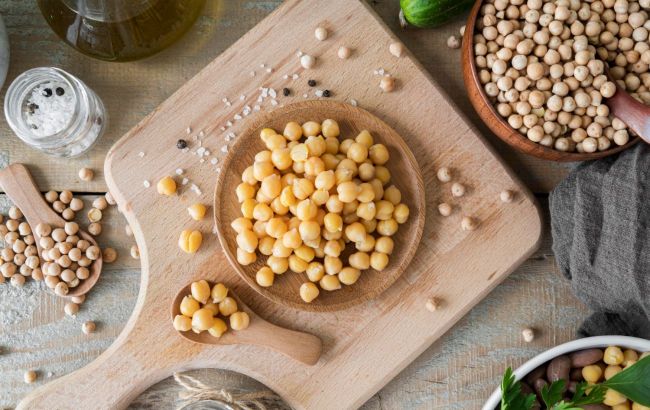 This nighttime snack helps digestion and regular bowel movements, dietitian says