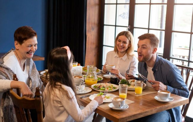 Strange but true: Unusual dining etiquette rules from around the world