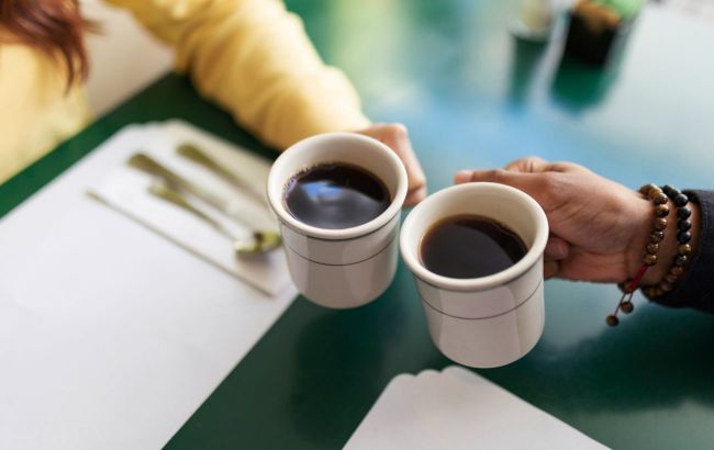 Coffee vs black tea: Which one is better for your health?