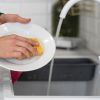 8 dangerous mistakes everyone makes when washing dishes