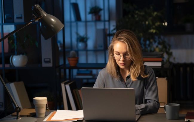 Not a morning person? These 4 tricks will keep you productive all day