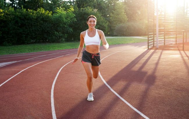 Outdoors vs treadmill: Which running is more effective for weight loss