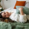 5 healthy evening rituals for better sleep and well-being