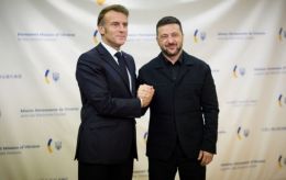 Air defense, sanctions, frozen Russian assets: Zelenskyy-Macron discussion