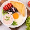 Eating the same breakfast every day: Tips to make it healthy