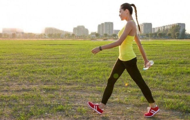 How much walking you really need to lose weight: Doctor answers