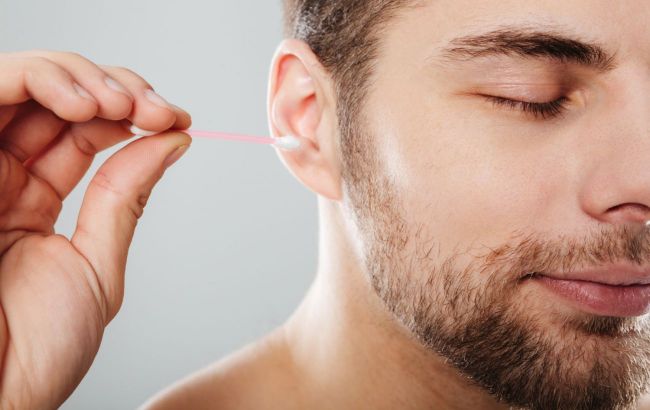 Still using Q-tips for ears? Doctor warns about hearing risks