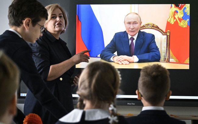 EU sanctions Russian camps accused of indoctrinating Ukrainian children