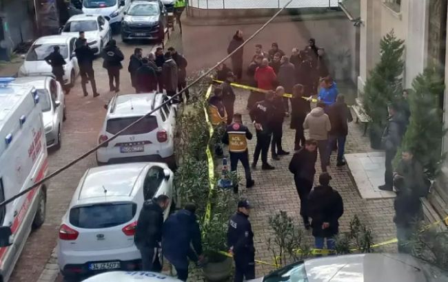 In Istanbul, armed intruders hit church: One victim reported