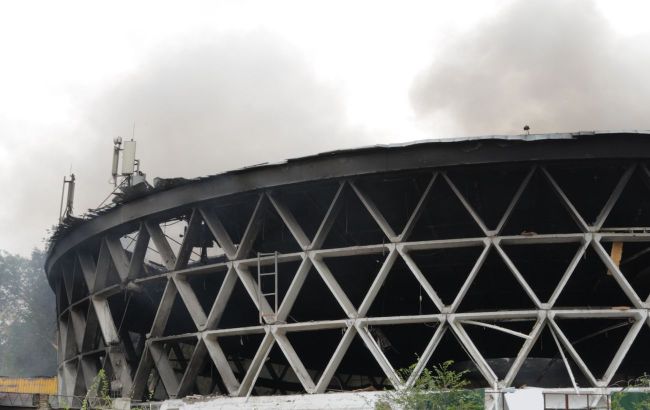 Kyiv's iconic market catches fire after Russian drone attack &mdash; Here's what it looks like now