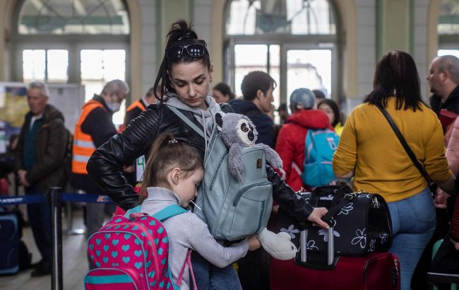 Switzerland extends temporary protection status for Ukrainian refugees