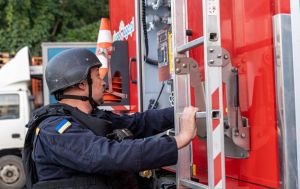 Russia strikes Ukraine's Kharkiv shopping center, killing one and injuring others