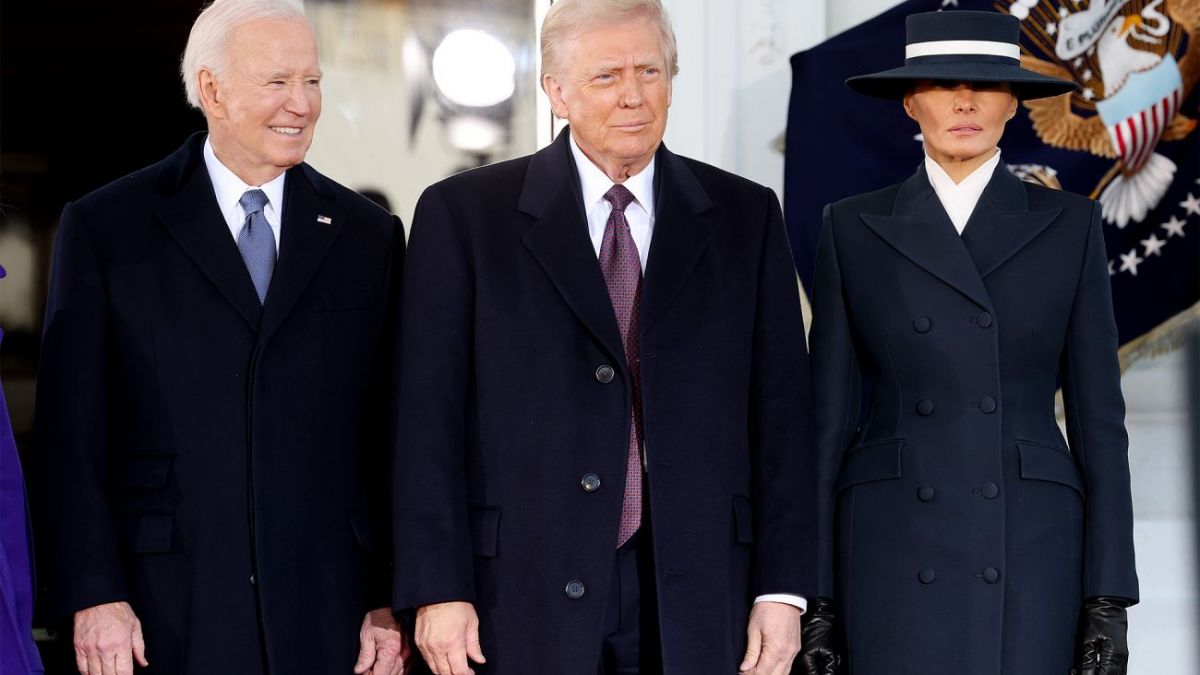 Trump arrives at White House on January 20 | RBC-Ukraine Trump arrives at White House on January 20 | RBC-Ukraine