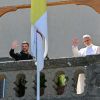 Pope suggests peace talks with Russia during Zelenskyy visit
