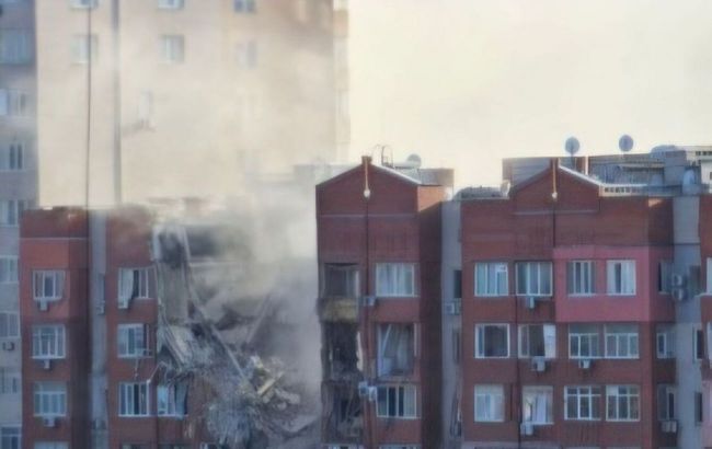 Russian strike on Dnipro apartment building: Rescuers discover another victim's body