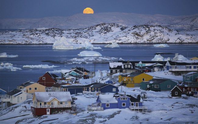 'Yankee, go home!' Anti-Trump protests erupt in Greenland