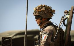 US and Europe pledge security guarantees for Ukraine. Can they shield from new Putin's invasion?