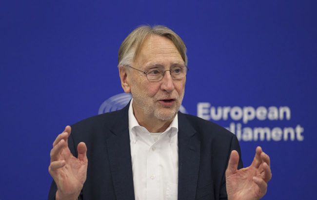 European Parliament suspends work on EU-US trade agreement