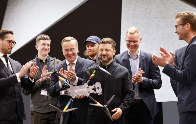 Zelenskyy visits first German-Ukrainian drone manufacturing plant